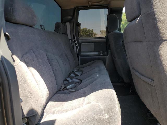 Photo 10 from auction – 2001 CHEVROLET SILVERADO with VIN 1GCHC29U71E154026