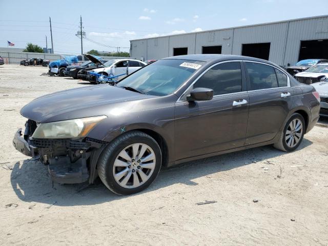 WALK BUMPR JACK 2011 with VIN 1HGCP3F88BA004562 - Photo from auction