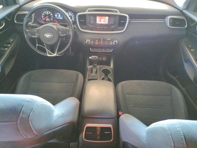Photo 8 from auction – 2016 KIA SORENTO LX with VIN 5XYPG4A30GG158353
