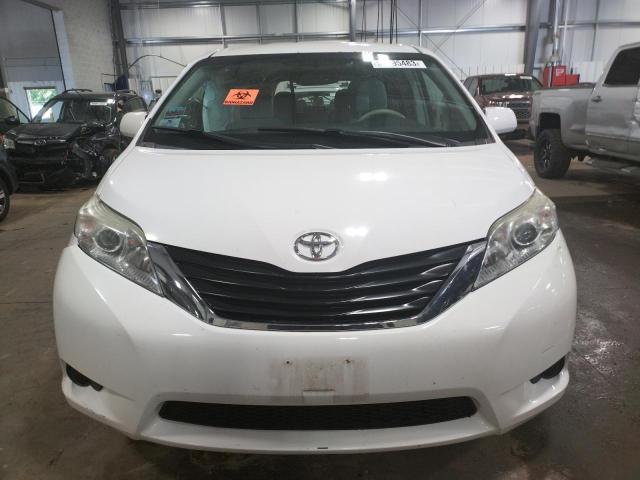 Photo 5 from auction – 2014 TOYOTA SIENNA LE with VIN 5TDKK3DC4ES494201