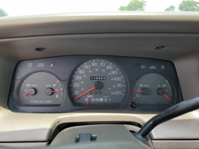 Photo 9 from auction – 2004 MERCURY GRAND MARQ with VIN 2MEFM74W34X606386