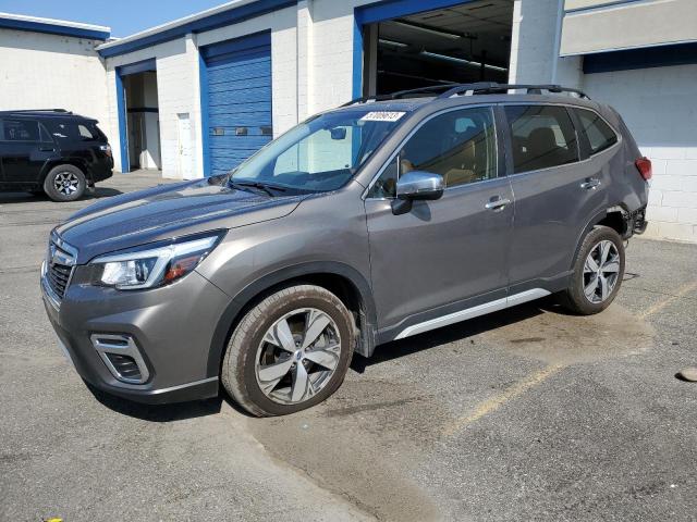 SUBARU FORESTER T 2019 with VIN JF2SKAWC7KH510295 - Photo from auction