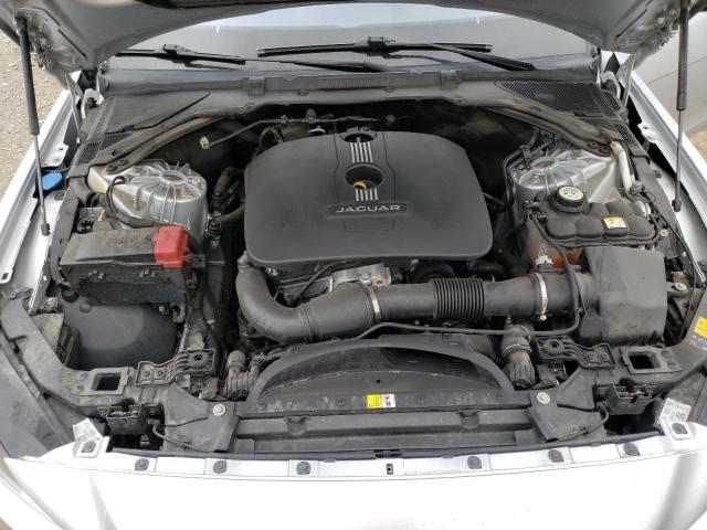 Photo 11 from auction – 2017 JAGUAR XE with VIN SAJAR4BG6HA975329