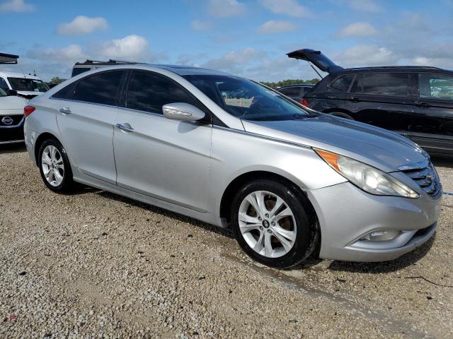Photo 4 from auction – 2011 HYUNDAI SONATA SE with VIN 5NPEC4AC7BH032012