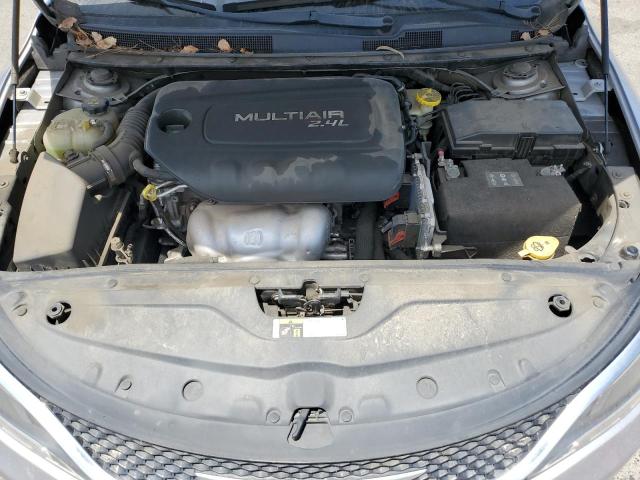 Photo 11 from auction – 2015 CHRYSLER 200 LIMITE with VIN 1C3CCCAB6FN638095