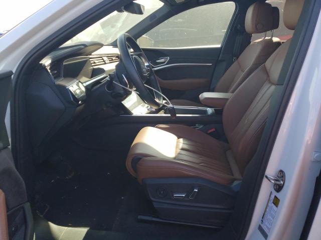 Photo 7 from auction – 2019 AUDI E-TRON PRE with VIN WA1VABGE9KB010799