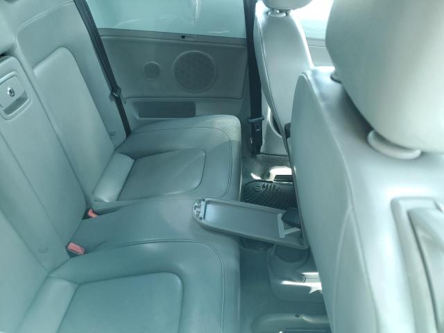 Photo 10 from auction – 2006 VOLKSWAGEN NEW BEETLE with VIN 3VWPF31Y66M302804