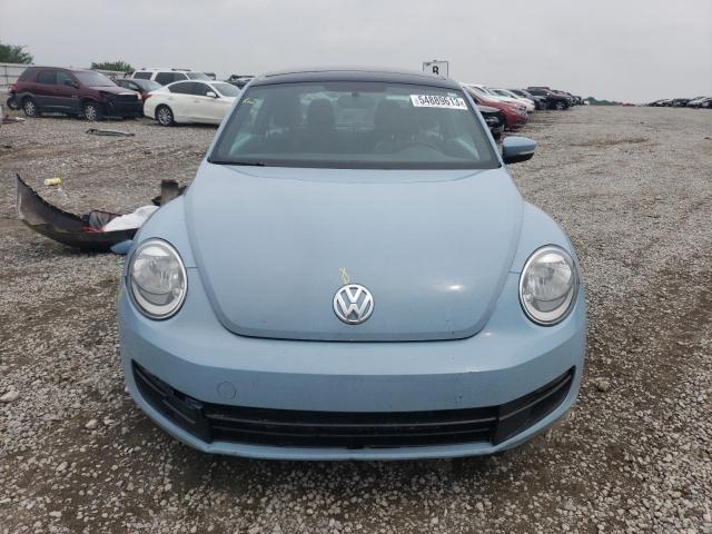 Photo 5 from auction – 2013 VOLKSWAGEN BEETLE with VIN 3VWJX7AT7DM693389
