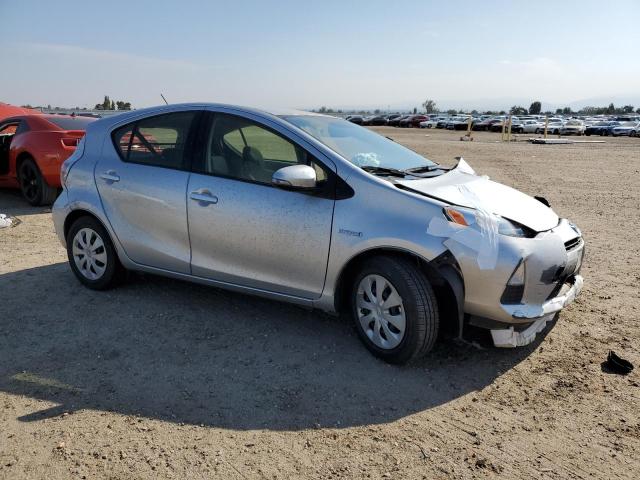 Photo 4 from auction – 2014 TOYOTA PRIUS C with VIN JTDKDTB31E1068296