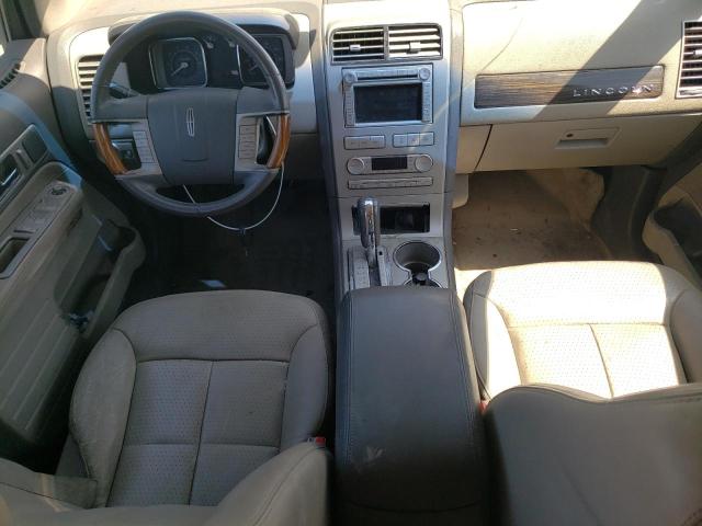 Photo 8 from auction – 2007 LINCOLN MKX with VIN 2LMDU88C37BJ16286