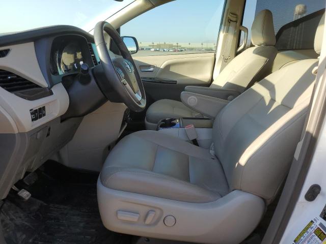 Photo 7 from auction – 2017 TOYOTA SIENNA XLE with VIN 5TDYZ3DC6HS868849