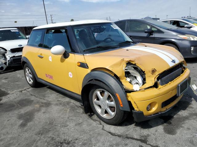 Photo 4 from auction – 2008 MINI COOPER with VIN WMWMF335X8TT66256