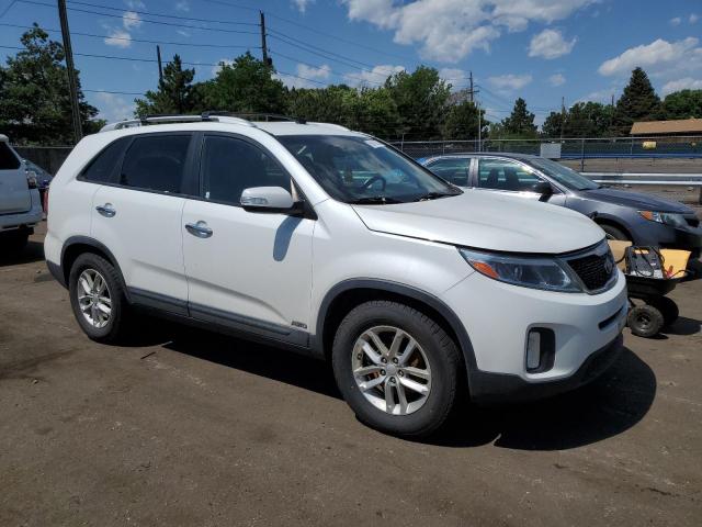 Photo 4 from auction – 2014 KIA SORENTO LX with VIN 5XYKTDA64FG566482