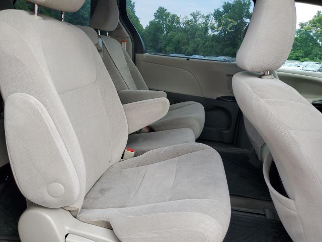 Photo 11 from auction – 2015 TOYOTA SIENNA LE with VIN 5TDKK3DC2FS655372