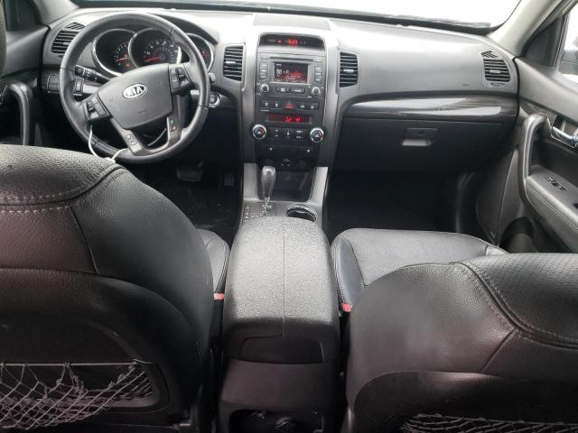 Photo 8 from auction – 2013 KIA SORENTO with VIN 5XYKU4A20DG372832