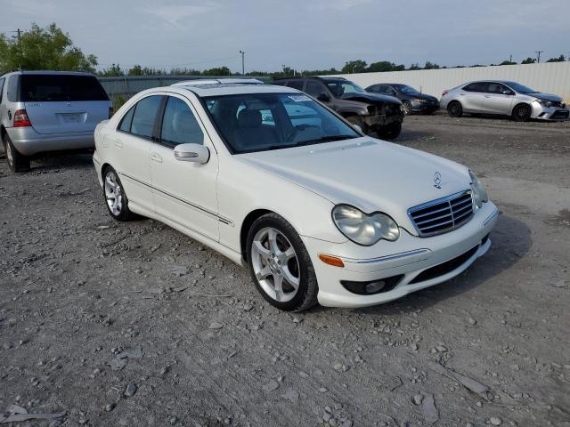 Photo 4 from auction – 2007 MERCEDES-BENZ C-CLASS with VIN WDBRF52H97F930152