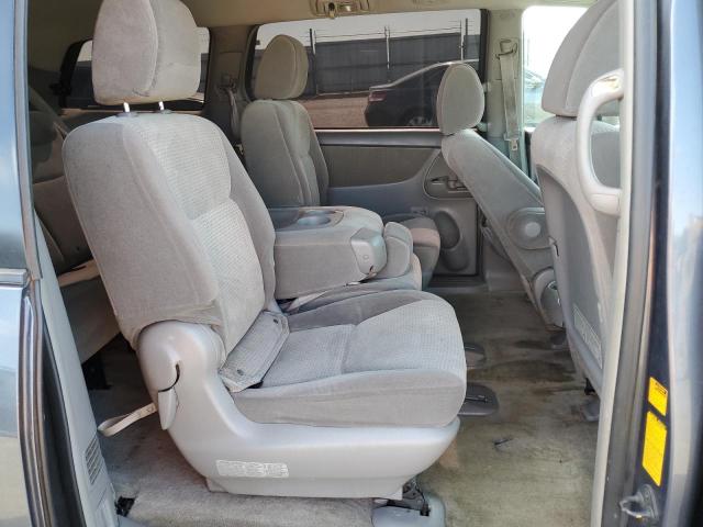 Photo 11 from auction – 2010 TOYOTA SIENNA CE with VIN 5TDKK4CC3AS315065