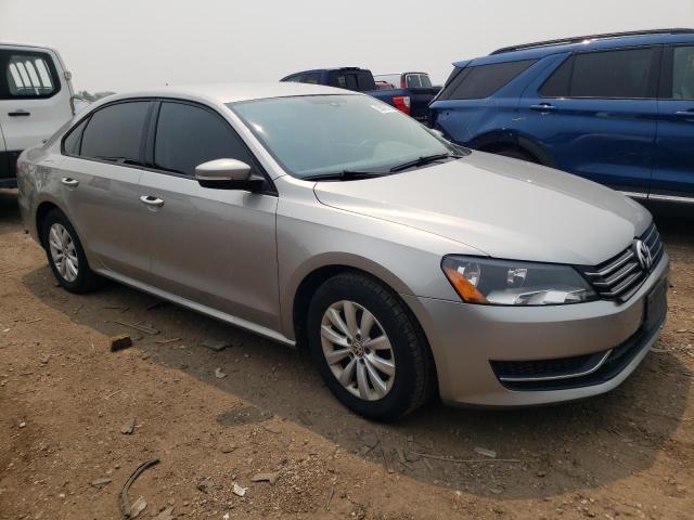 Photo 4 from auction – 2013 VOLKSWAGEN PASSAT S with VIN 1VWAP7A34DC088442