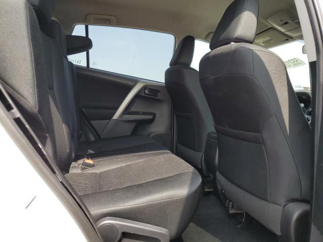 Photo 10 from auction – 2018 TOYOTA RAV4 LE with VIN 2T3ZFREVXJW452744
