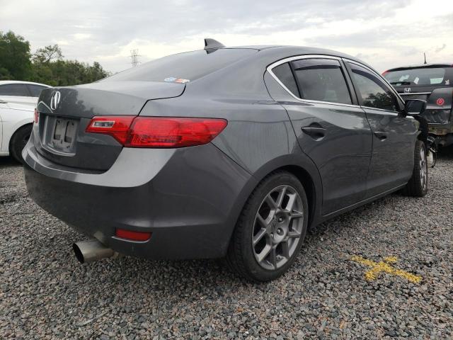 Photo 3 from auction – 2013 ACURA ILX 24 PRE with VIN 19VDE2E58DE000188