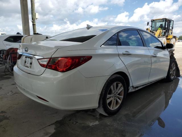 Photo 3 from auction – 2012 HYUNDAI SONATA GLS with VIN 5NPEB4AC2CH441748