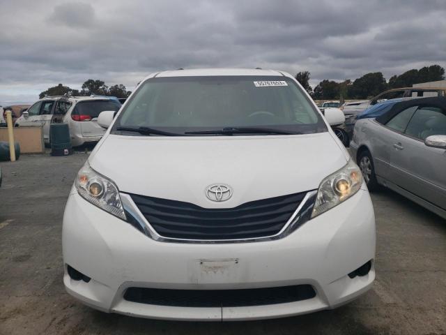 Photo 5 from auction – 2011 TOYOTA SIENNA LE with VIN 5TDKK3DC4BS002391