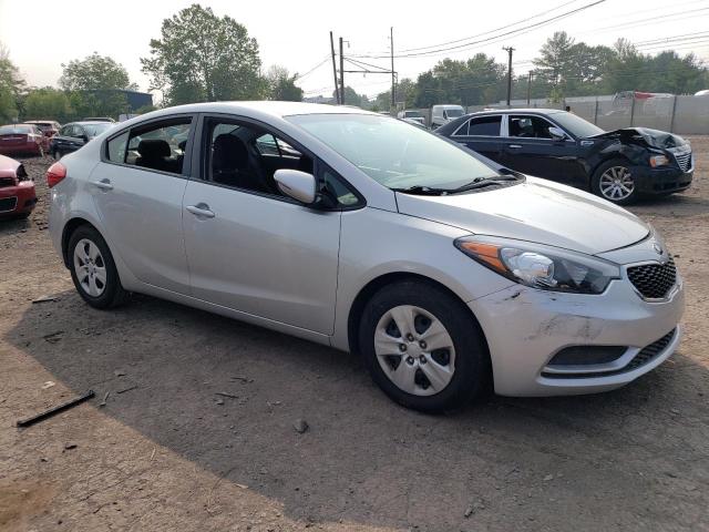 Photo 4 from auction – 2015 KIA FORTE LX with VIN KNAFX4A63F5336198