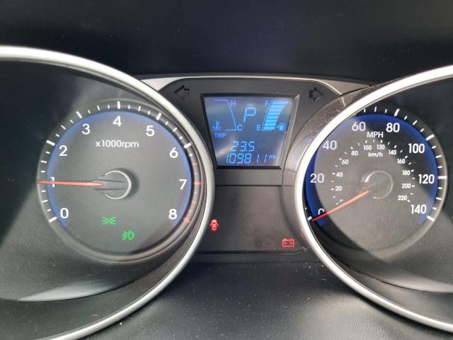 Photo 9 from auction – 2011 HYUNDAI TUCSON GLS with VIN KM8JU3AC4BU129692