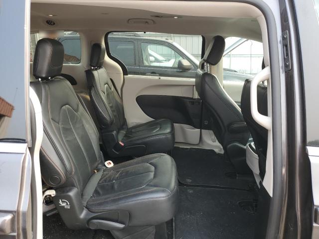 Photo 10 from auction – 2017 CHRYSLER PACIFICA T with VIN 2C4RC1BG0HR764222