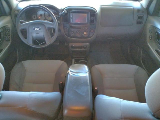Photo 8 from auction – 2003 FORD ESCAPE XLS with VIN 1FMYU92183KC15681