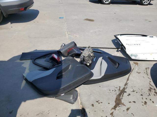 Photo 12 from auction – 2020 CHEVROLET EQUINOX LT with VIN 2GNAXUEV2L6101166