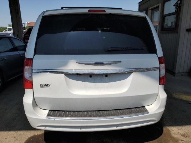 Photo 6 from auction – 2016 CHRYSLER TOWN & COU with VIN 2C4RC1CG5GR128103