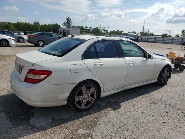 Photo 3 from auction – 2011 MERCEDES-BENZ C 300 with VIN WDDGF5EB8BA523922