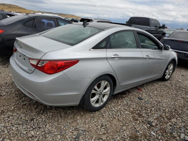 Photo 3 from auction – 2013 HYUNDAI SONATA SE with VIN 5NPEC4AC3DH563534