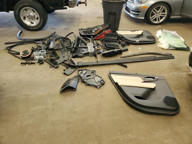Photo 13 from auction – 2023 TOYOTA HIGHLANDER with VIN 5TDXBRCH5PS572557