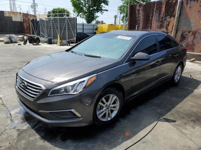 HYUNDAI SONATA SE 2017 with VIN 5NPE24AF0HH477231 - Photo from auction