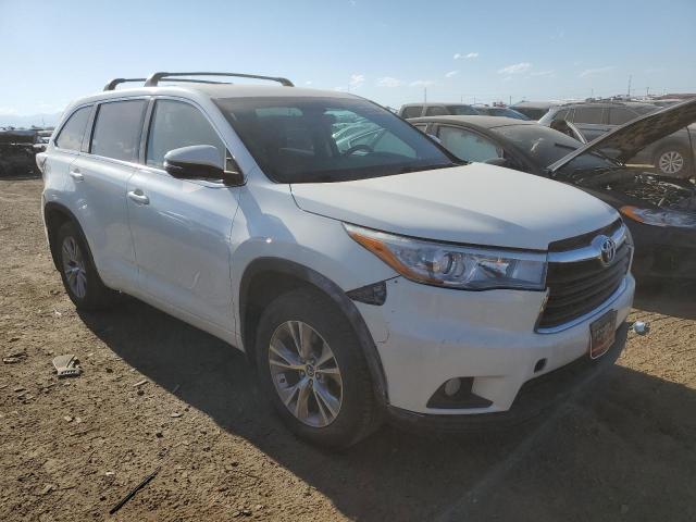 Photo 4 from auction – 2016 TOYOTA HIGHLANDER with VIN 5TDBKRFH6GS339857