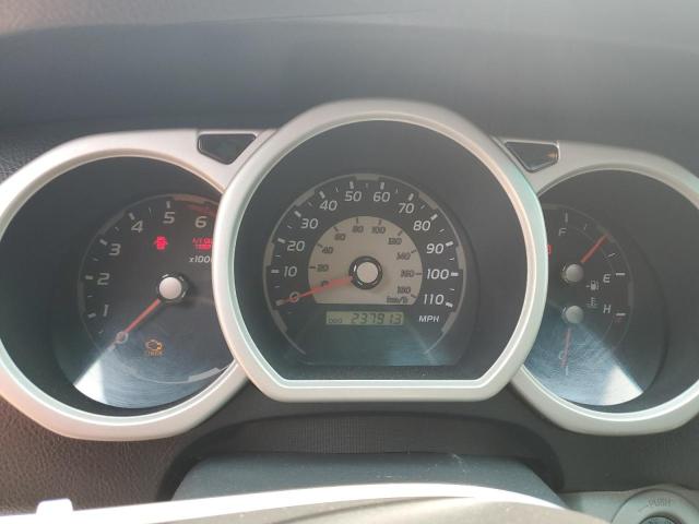 Photo 9 from auction – 2005 TOYOTA 4RUNNER SR with VIN JTEBU14R550059396