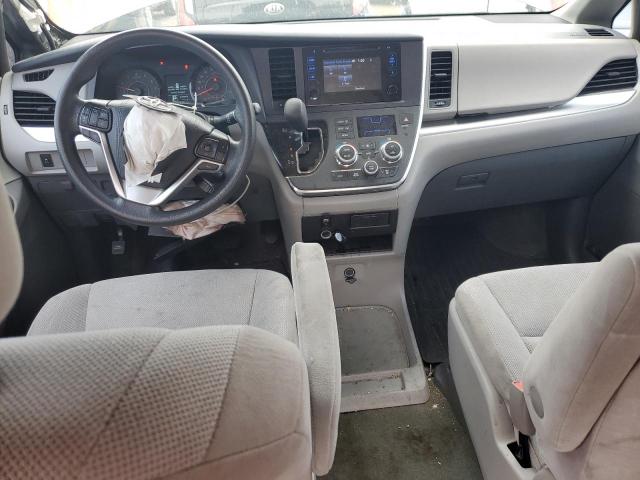 Foto 8 de la subasta – 2017 TOYOTA SIENNA con VIN 5TDZZ3DC6HS882609