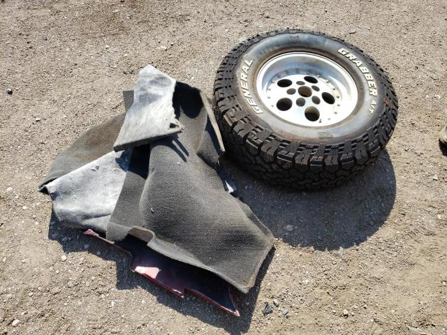 Photo 13 from auction – 2000 JEEP WRANGLER / with VIN 1J4FA49S9YP791483