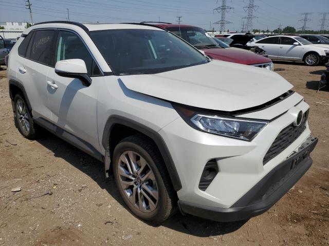 Photo 4 from auction – 2021 TOYOTA RAV4 XLE P with VIN 2T3A1RFV1MW156316