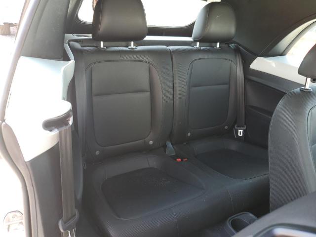 Photo 10 from auction – 2019 VOLKSWAGEN BEETLE S with VIN 3VW5DAAT2KM504152
