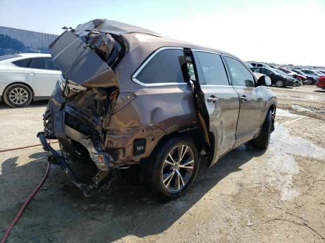 Photo 3 from auction – 2017 TOYOTA HIGHLANDER with VIN 5TDZZRFH9HS230417