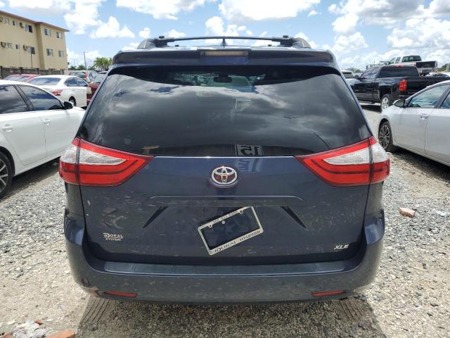 Photo 6 from auction – 2018 TOYOTA SIENNA XLE with VIN 5TDYZ3DC3JS939205