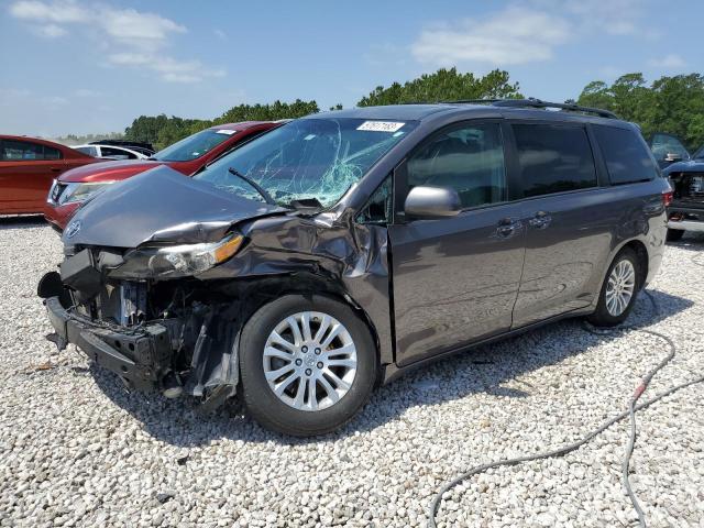 TOYOTA SIENNA XLE 2017 with VIN 5TDYZ3DC4HS770760 - Photo from auction