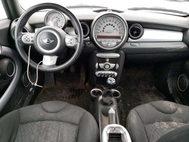 Photo 8 from auction – 2007 MINI COOPER with VIN WMWMF33527TU61750