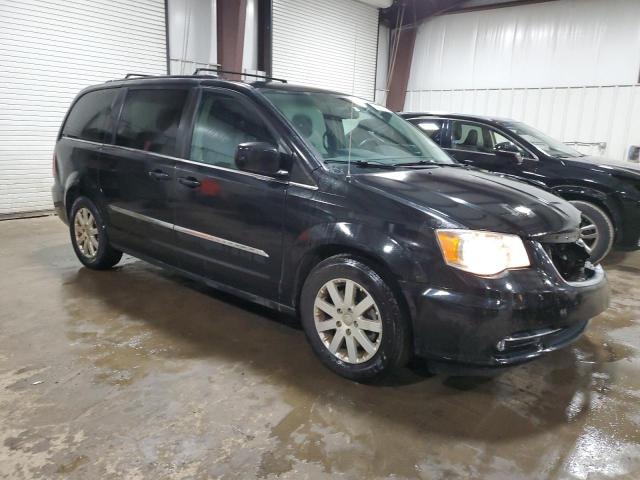 Photo 4 from auction – 2015 CHRYSLER TOWN & COU with VIN 2C4RC1BG4FR715442