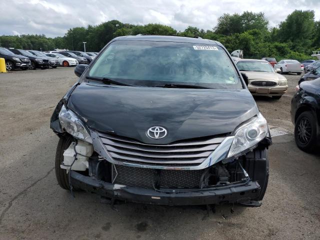 Photo 5 from auction – 2015 TOYOTA SIENNA XLE with VIN 5TDYK3DC3FS528141