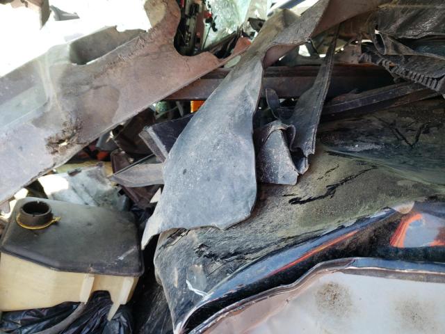 Photo 8 from auction – 2017 TOYOTA RAV4 with VIN JTMRJREV1HD146330