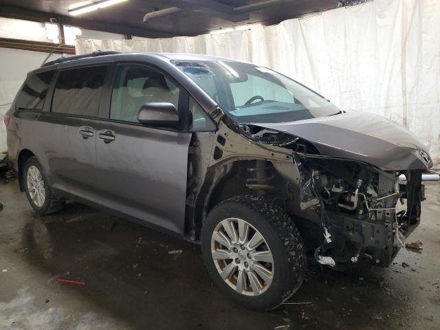 Photo 4 from auction – 2017 TOYOTA SIENNA LE with VIN 5TDJZ3DC6HS187334